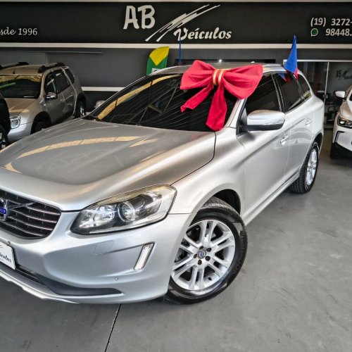 XC 60 XC 60 T-5 MOMENTUM 2.0 4P