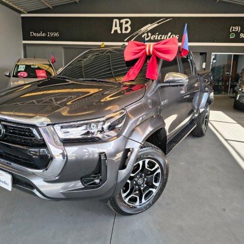 HILUX SRX PLUS 2.8 D-4D TURBO DIESEL CD 4X4 AUTOM�TICO 4P